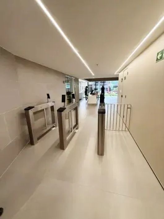 Alugo - Sala Comercial - Ed. Arya Tower - UMARIZAL
