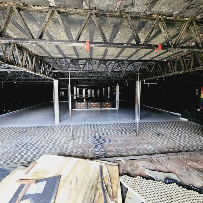 ponto comercial com 320m2 em frente ao Patio belem
