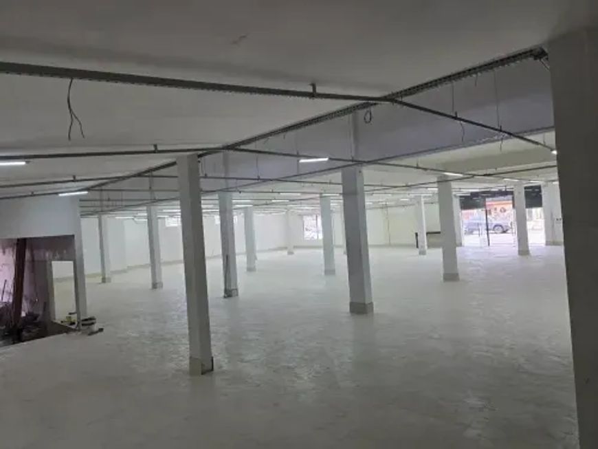 JS- PONTO COMERCIAL NA JULIO CESAR
