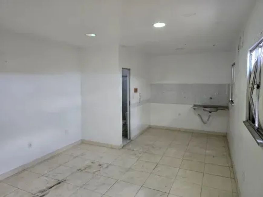 JS- PONTO COMERCIAL NA JULIO CESAR