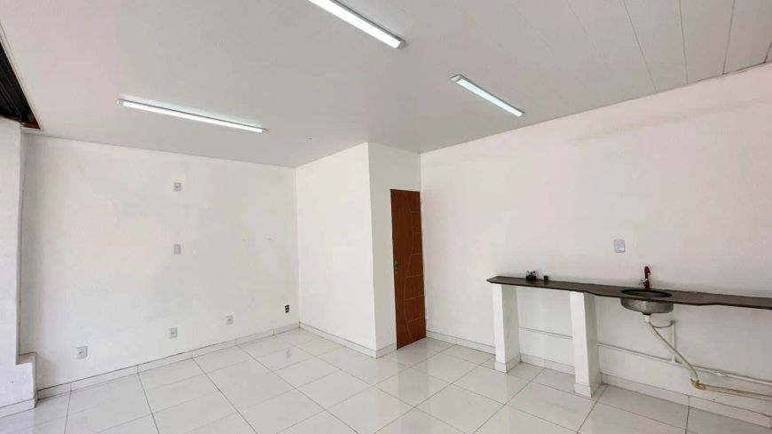 Ponto comercial santo Antônio esquina da presidente Vargas 30m2