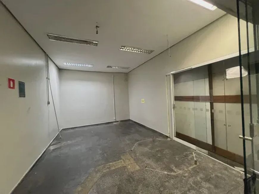 &gt;Prédio para Locação Benjamim entre Brás e Gentil