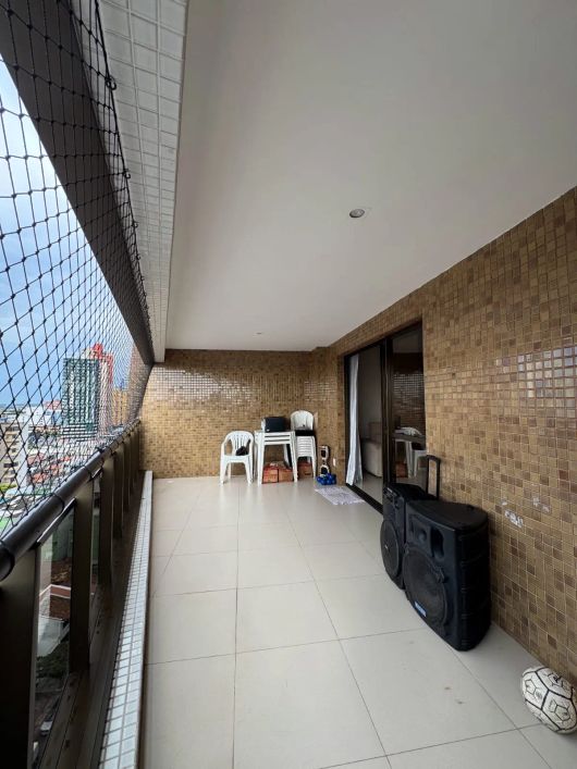 Luxuoso apartamento Mobiliado , 200m2 , 4 suítes , 3 vagas - Umarizal - Belém - PA