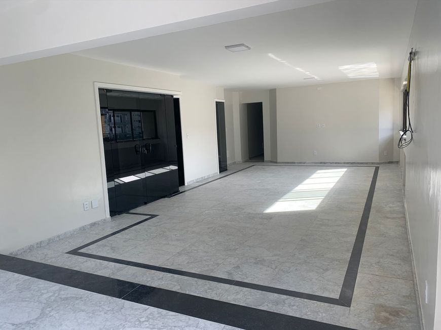 Lotus vende excelente apto na Batista Campos