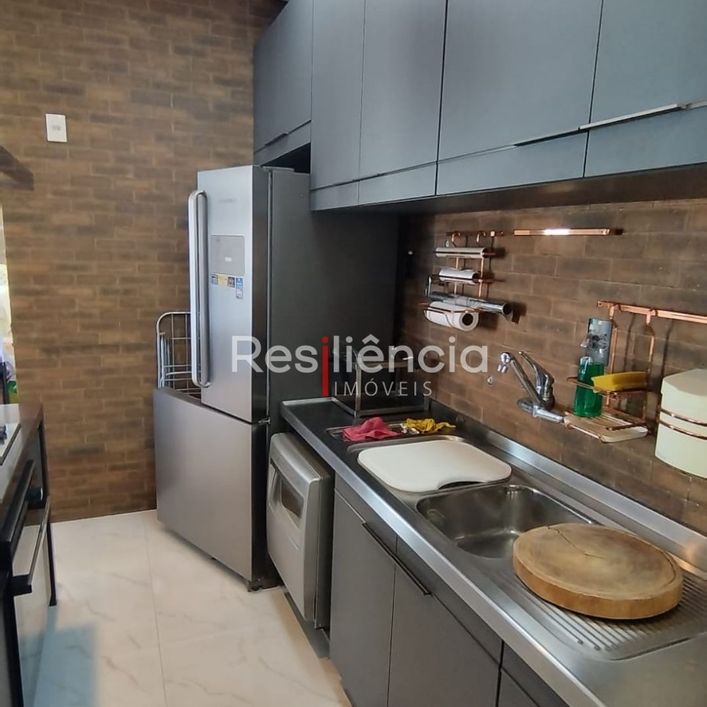 Ed. Mandarim - andar altíssimo- Mobiliado e refrigerado. Umarizal