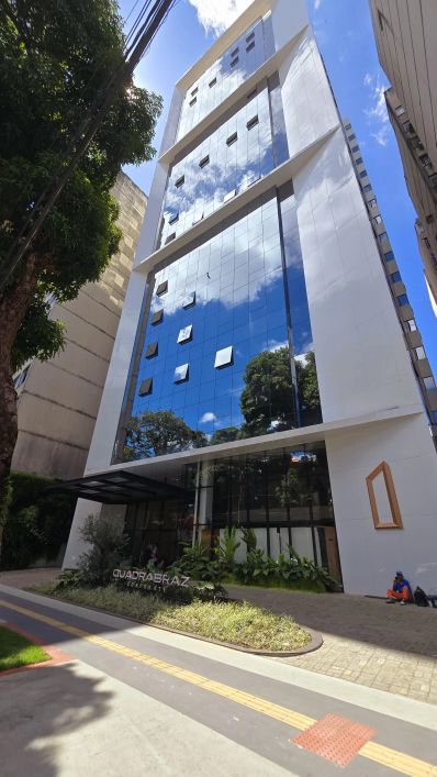 ALUGO SALA COMERCIAL - QUADRA BRAZ