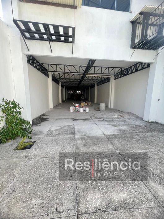 Imóvel Comercial na Av. Rômulo Maiorana
