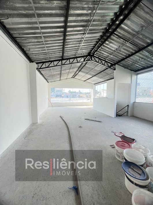 Imóvel Comercial na Av. Rômulo Maiorana