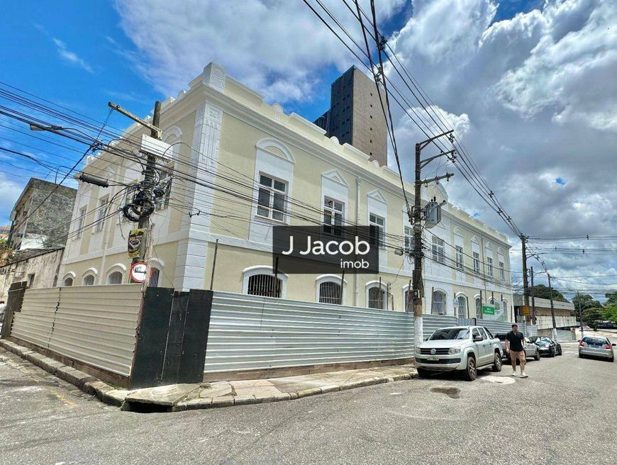 Alugo casarão com 760 m² na Gaspar Viana - bairro Reduto