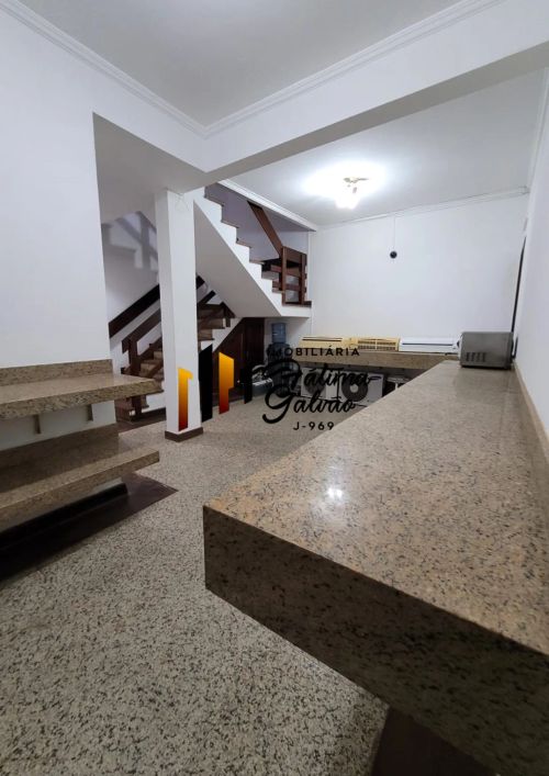 Alugo Imóvel Residencial ou Comercial em Nazaré.
