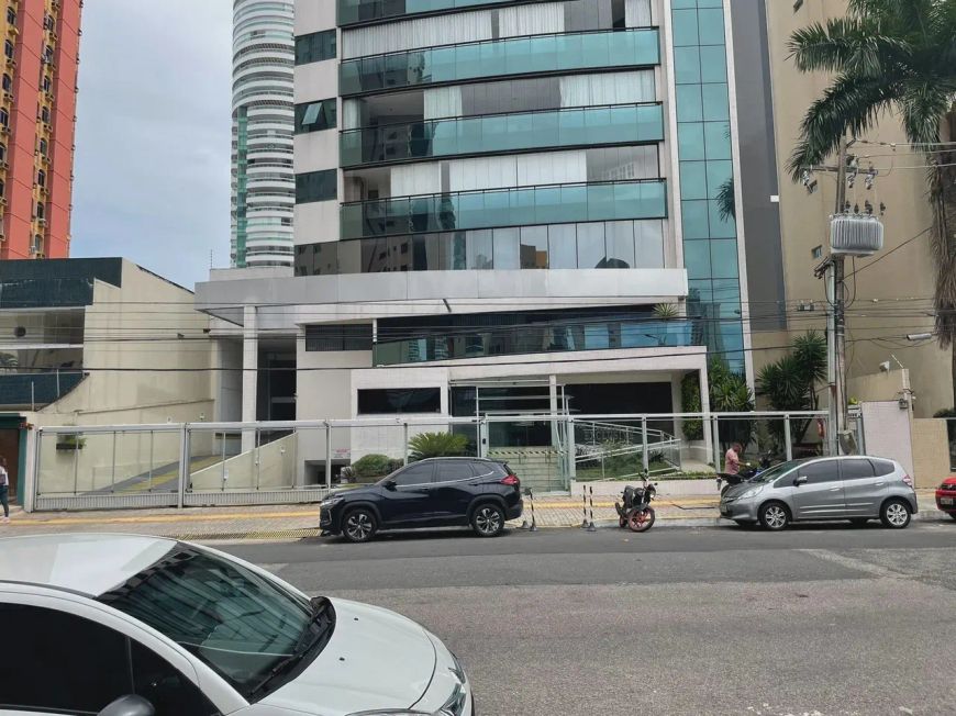 APARTAMENTO 4 SUÍTES NO UMARIZAL COM 4 VAGAS DE GARAGEM