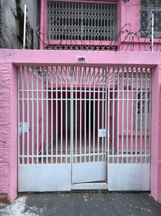 Ponto Comercial no Umrizal, 2 Pavimento: térreo: garagem, 3 salas, copa / cozinha, quintal e dep