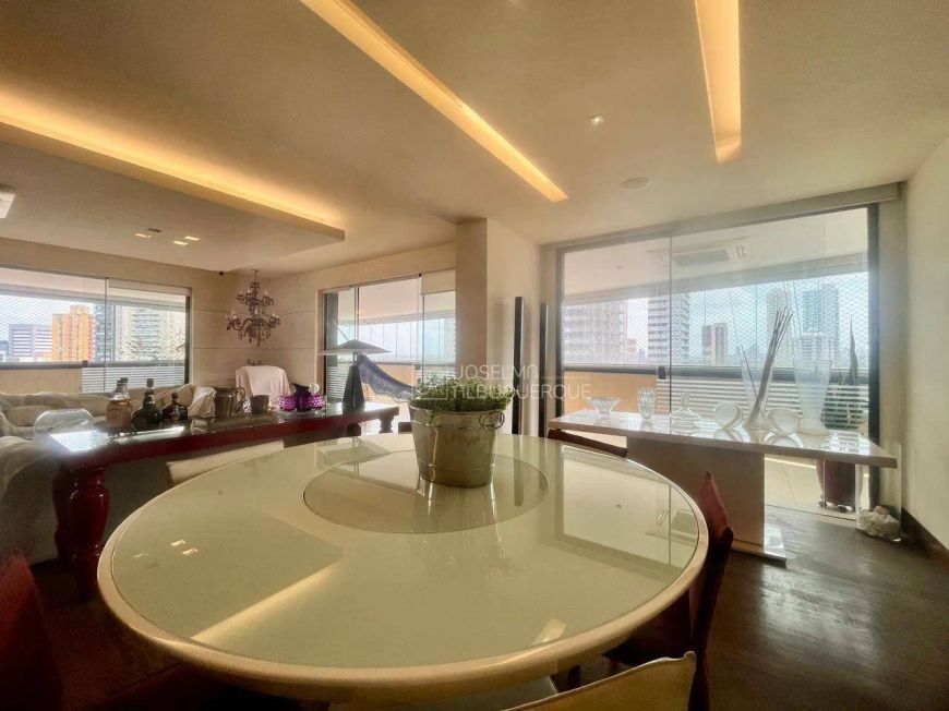 Apartamento com 3 dormitórios para alugar, 303 m² por R$ 15.000,00/mês - Umarizal - Belém/PA