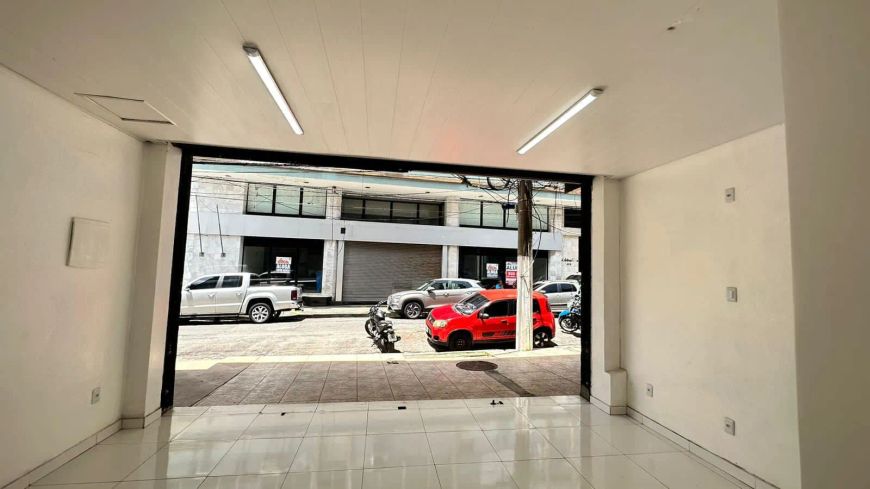 Ponto comercial na santo Antônio esquina da presidente Vargas 30m2