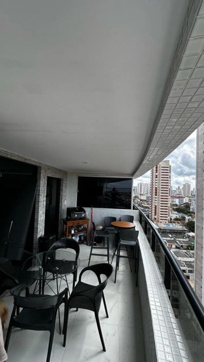 Way Batista Campos - alugo apartamento com 3 quartos - Belém.