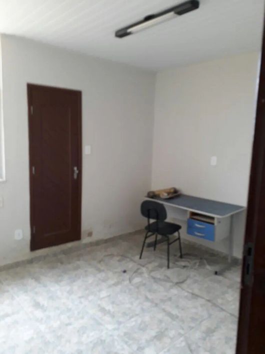 Lene Pegado Aluga Sala Comercial com 12 m² na Av S/Lemos