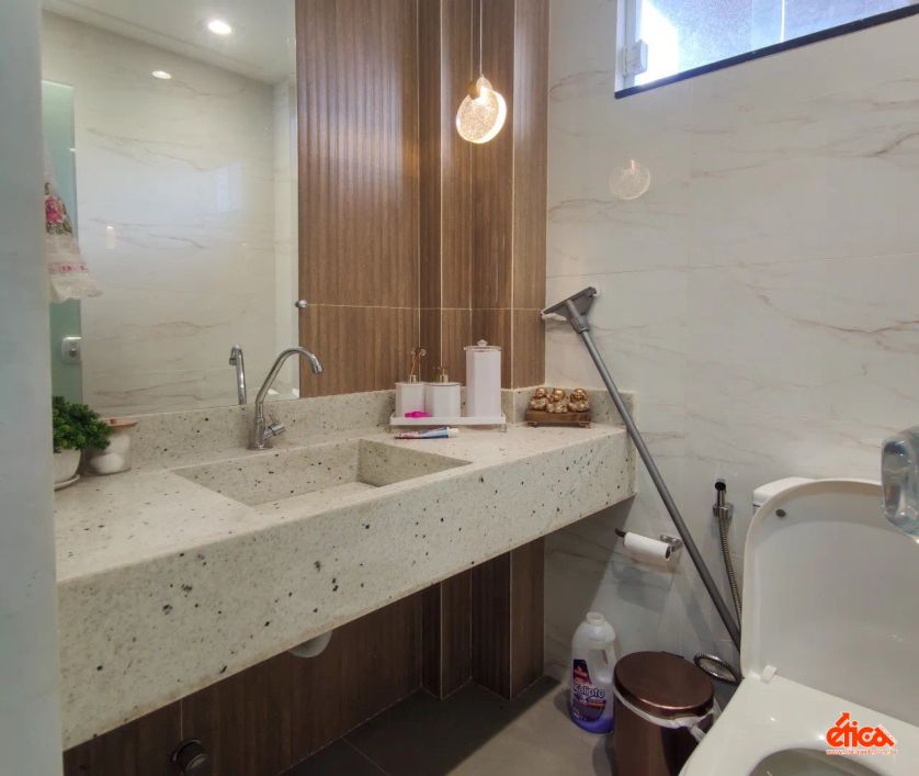 Sala comercial em predio semi-novo com otimo acabamento no umarizal.