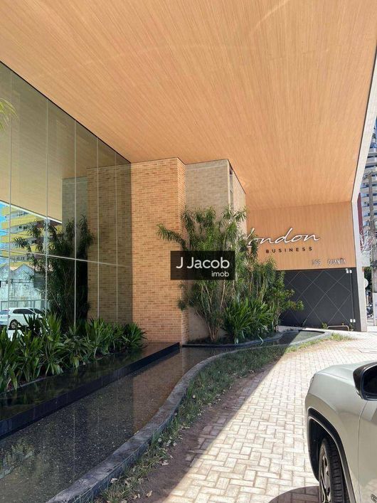 Alugo sala com 109 m² no Ed. London - bairro Umarizal