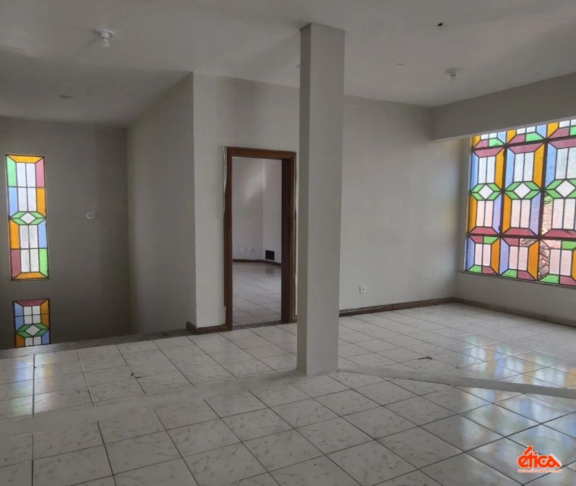 Imóvel comercial em 02 pavimentos em amplo espaço - Cod 73851