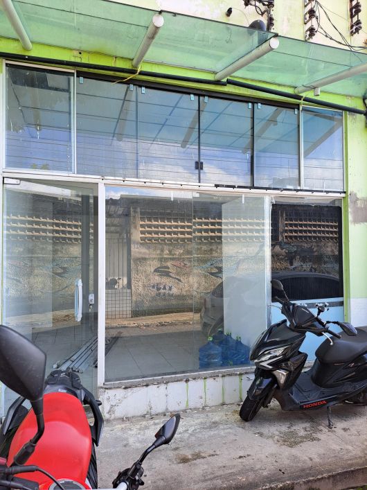 Ponto comeracial na Almirante Barroso