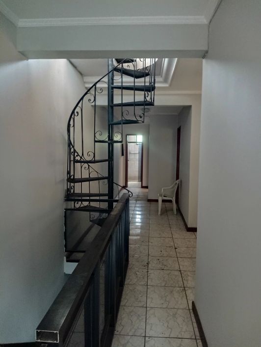 PONTO COMERCIAL NO BAIRRO DA PEDREIRA.
