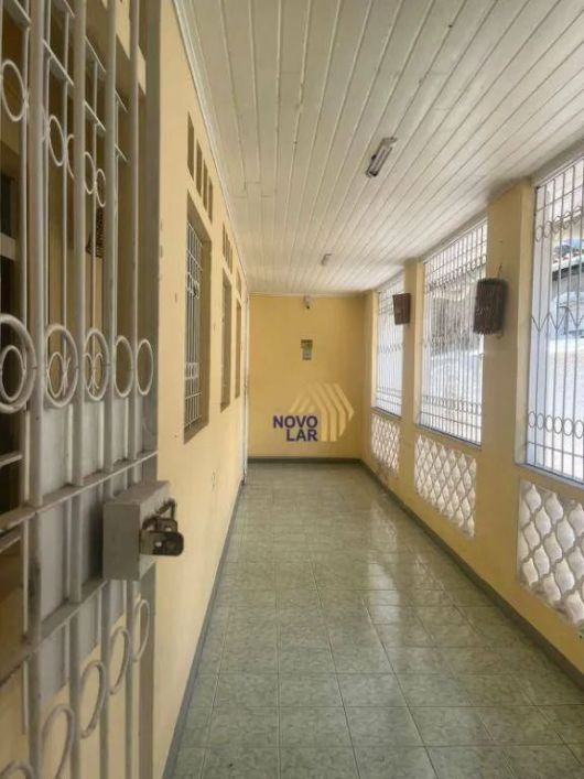 Casa com 4 dormitórios para alugar, 328 m² por R$ 8.618,32/mês - Campina - Belém/PA