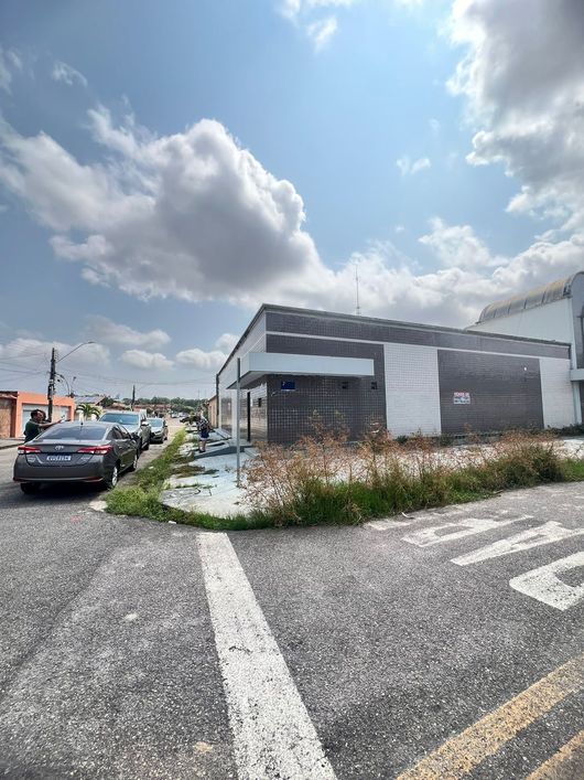 Conjunto Euclides Figueiredo | Prédio Comercial | 1.400m²