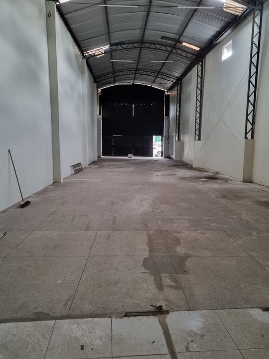 Galpão/Depósito/Armazém para aluguel com 250 Mt2 na avenida Dr Freitas