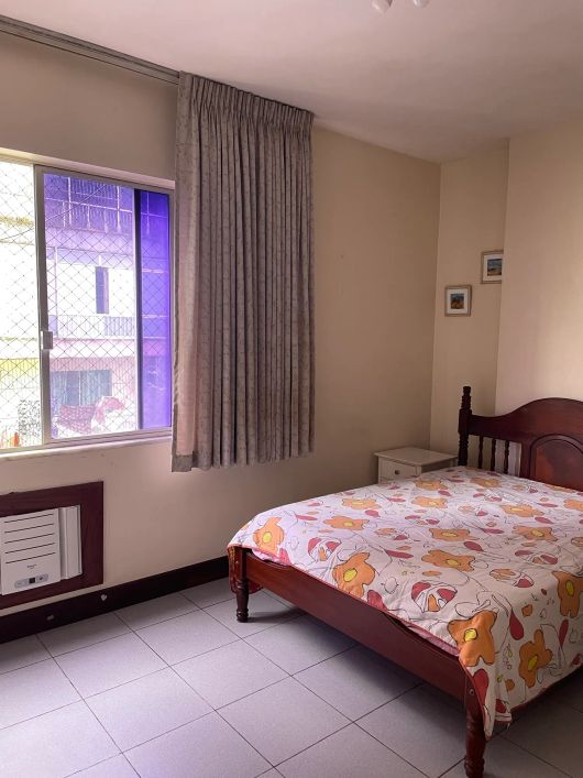 Alugo inteiramente mobiliado, apartamento com 150 Mt2, 3 quartos (1suite), em Nazaré