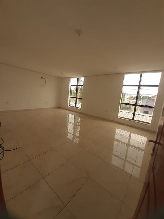 Alugo salas comerciais, na Rodovia do Tapanã