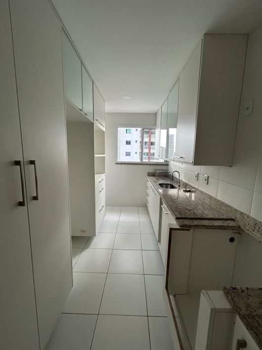 JN ALUGO TORRES FLORATTA TRÊS QUARTOS DUAS VAGAS APARTAMENTO AREJADO