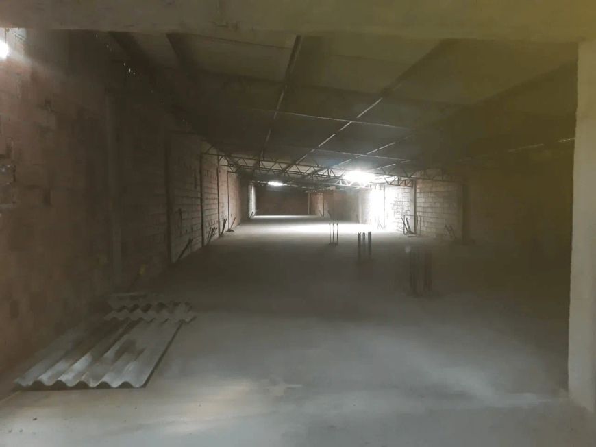 Prédio 4 andares, incluindo sub solo, no coração da Pedreira 2.000m2, para seu negócio!!