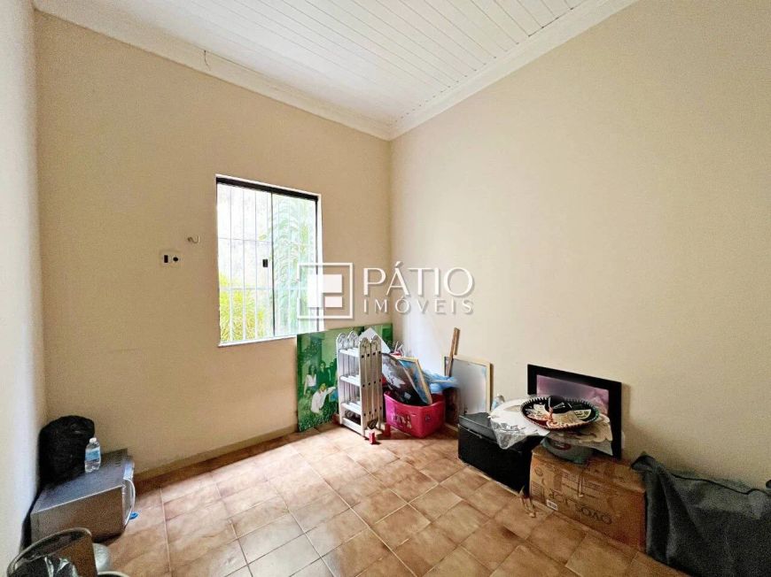 Linda casa no Umarizal. 3 quartos, sendo 2 suítes. Localização Premium.