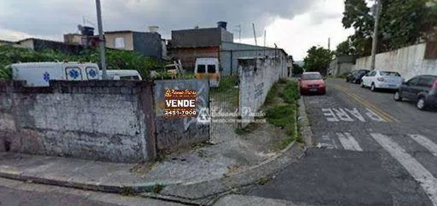 Terreno de esquina à venda no Jardim Palmira