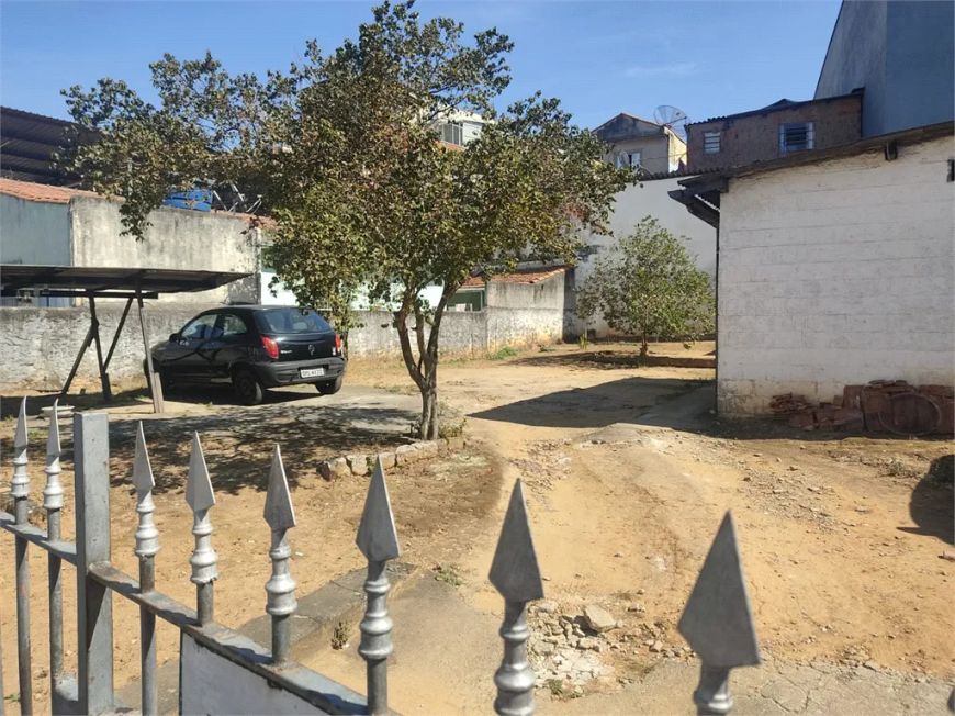 Terreno à venda em Vila Hermínia - SP
