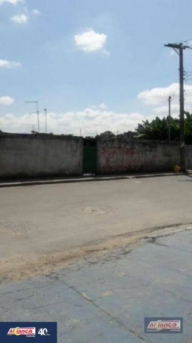 Terreno 2000m² - com uma ótima localização