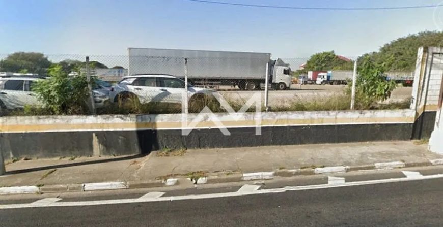 MARAVILHOSA ÁREA COMERCIAL A VENDA A POUCOS METROS DA CENTRO DA CIDADE DE GUARULHOS. SP
