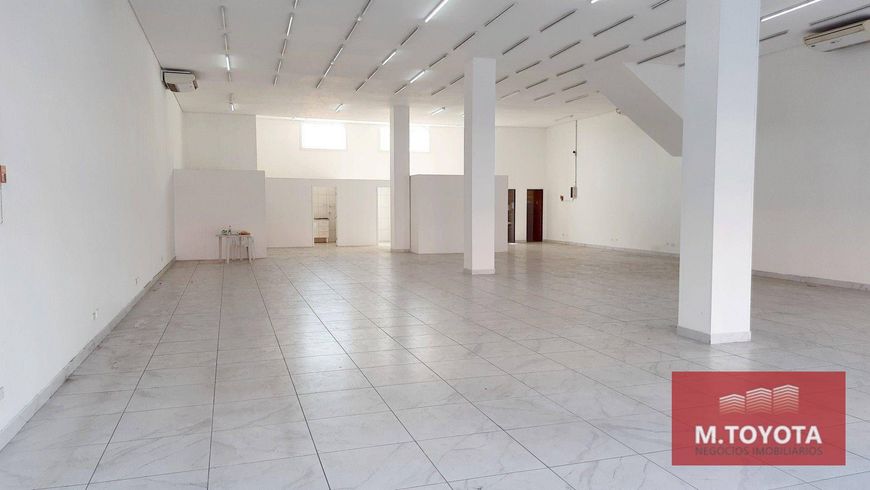 Ponto comercial para alugar - 04 banheiros e estacionamento próprio (08 vagas)