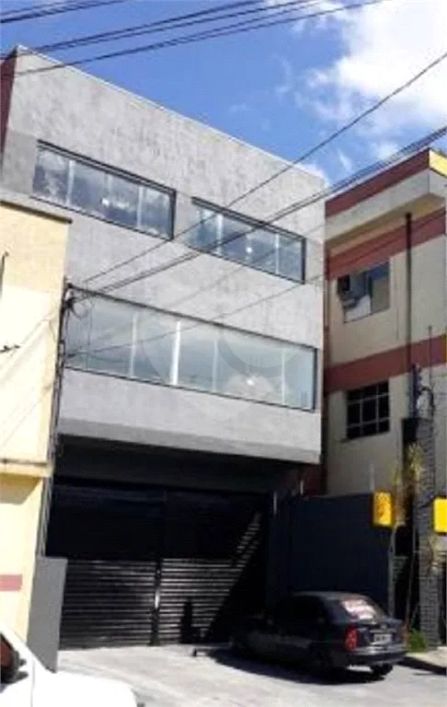 Prédio inteiro para locação em Vila Capitão Rabelo - SP