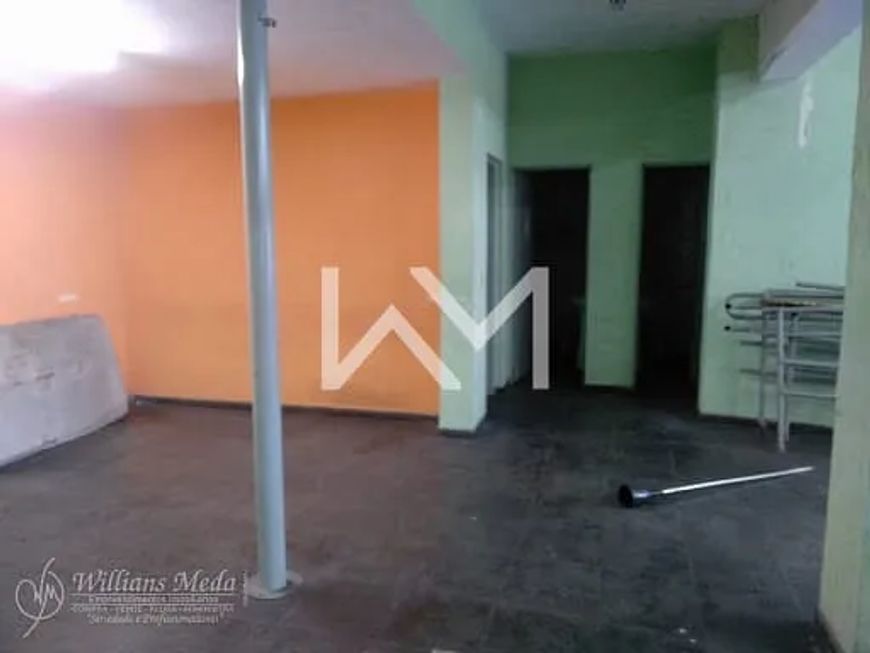 Excelente Galpão em Jardim Madeirense com 4 banheiros, 5 vagas de garagem, 400m² (proximo do Macedo