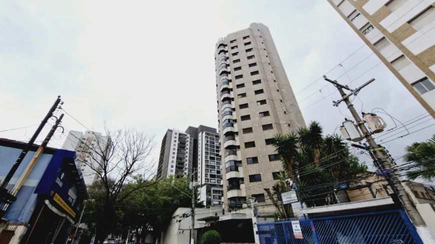 Apartamento tipo para venda com 3 quartos, sendo 1 suíte, 133m²