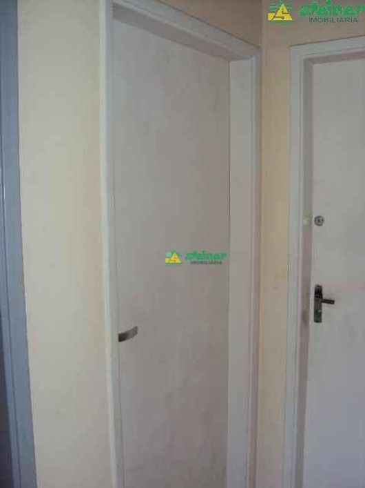 Sala para alugar, 28 m² por R$ 1.310,89 - Centro - Guarulhos/SP