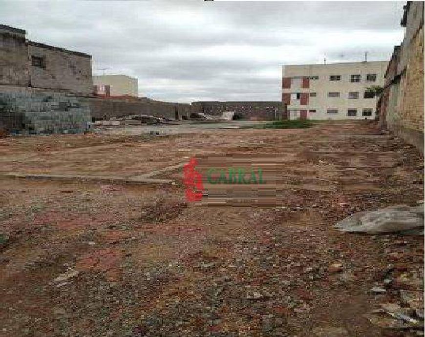 Terreno para alugar, 704 m² por R$ 27.000,00/mês - Vila Augusta - Guarulhos/SP