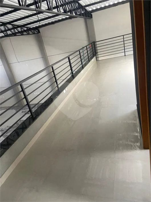 Salão Comercial para locação em Jardim Vila Galvão - SP