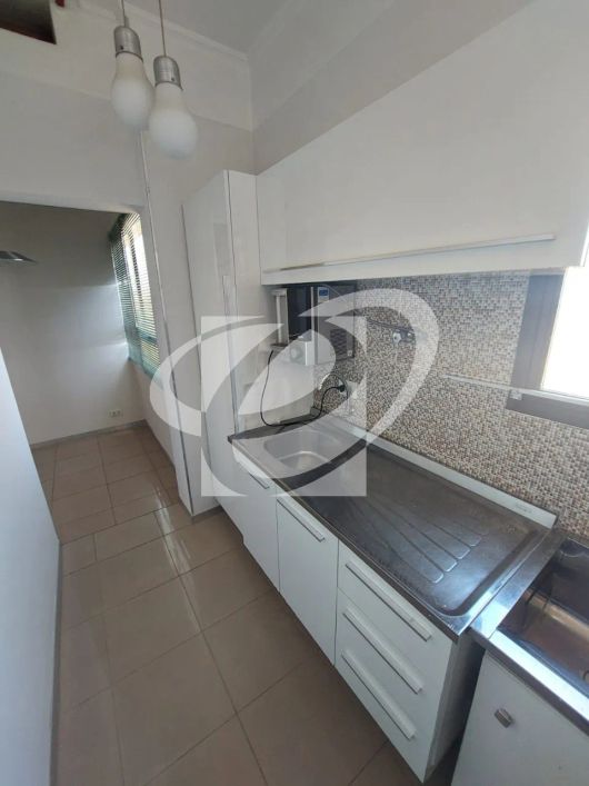 Sala Comercial para Locação em São Paulo-SP: Espaço Moderno no Jabaquara com 1 Sala, 2 Banheiros, 1