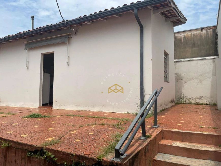 Casa Comercial com salas à venda