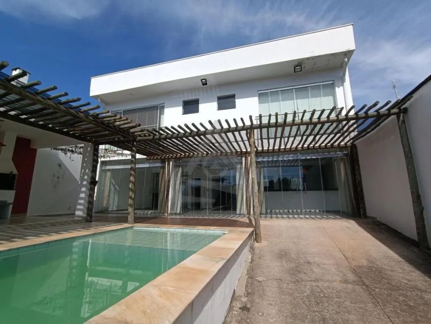 Casa à venda em Campinas, Nova Campinas, com 3 suítes, com 216 m²